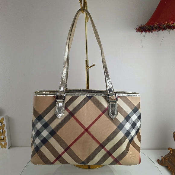 Burberry Supernova Check Tote Regent Coated Canvas Patent Leather Gold Beige - Picture 4 of 14